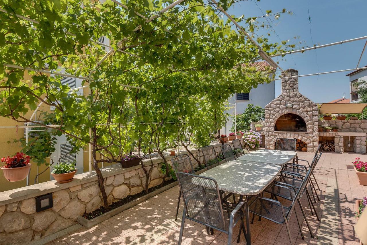 קרס Apartments Eva מראה חיצוני תמונה
