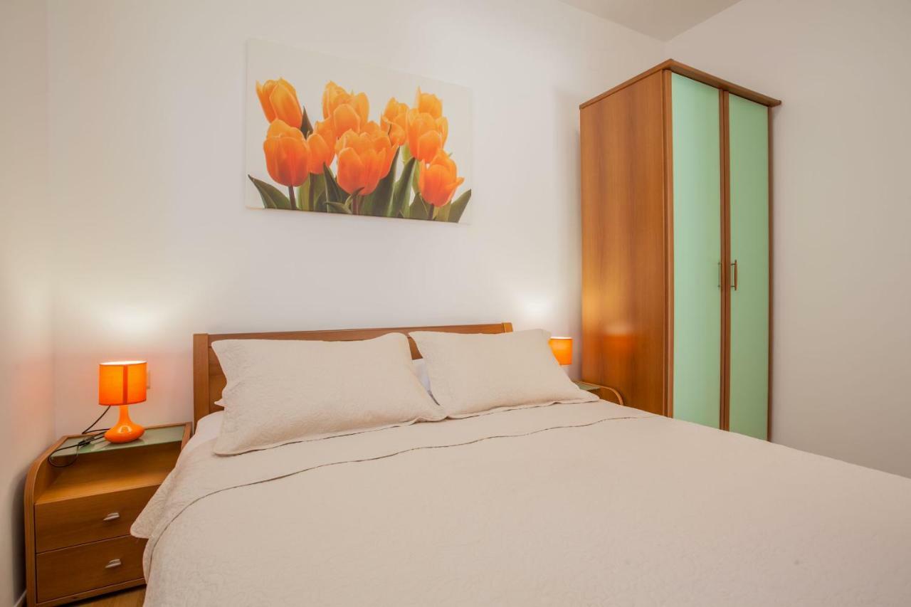 קרס Apartments Eva מראה חיצוני תמונה